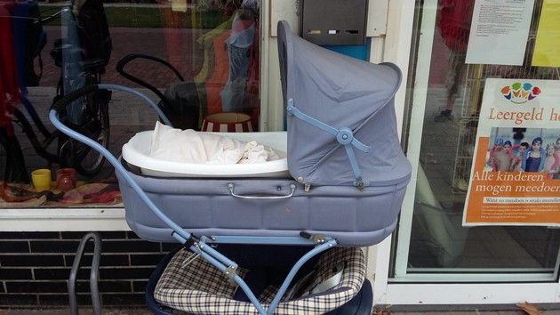 kinderwagen Stichting Armslag Stadskanaal